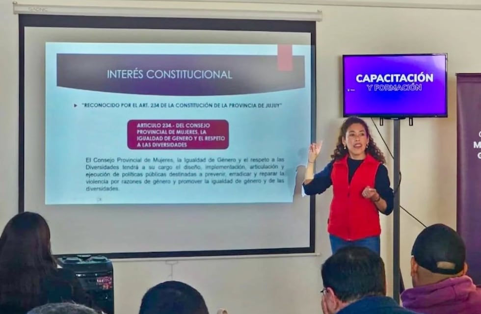 Choferes de colectivos aprenden cómo actuar en situaciones de violencia de género, en Jujuy