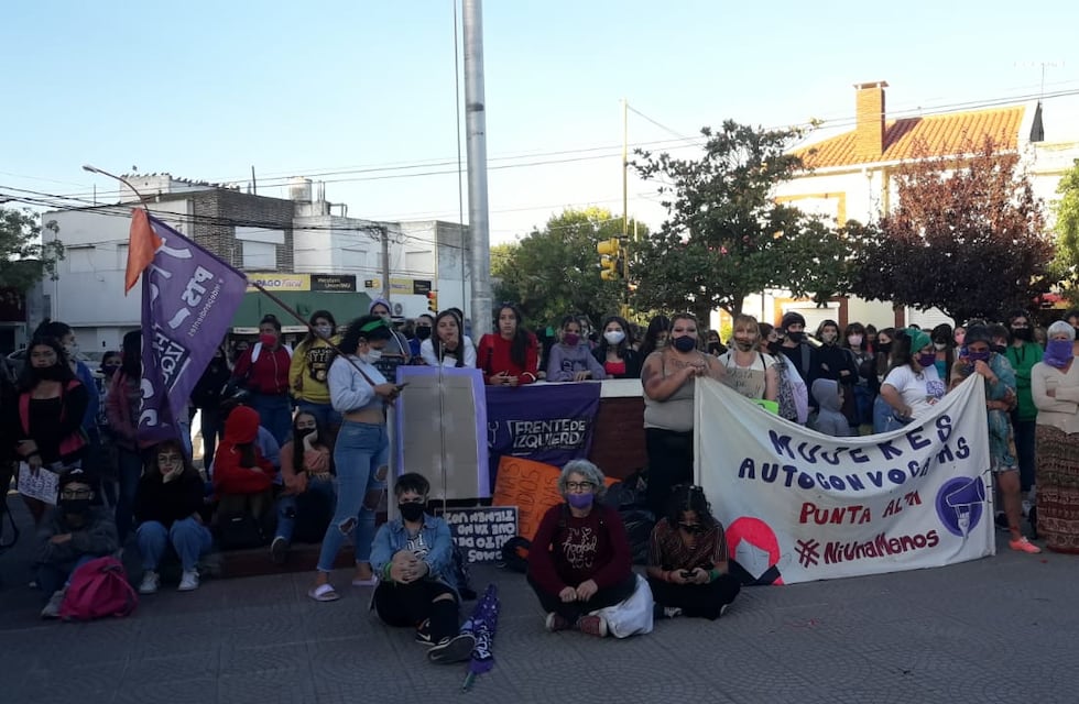 8M: la conmemoración por el Día Internacional de la Mujer se hizo sentir en Punta Alta