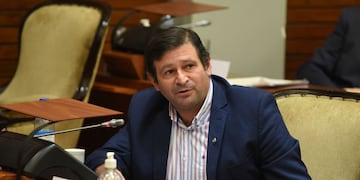 El diputado Santiago Jubert preside la bancada oficialista en la Legislatura de Jujuy.