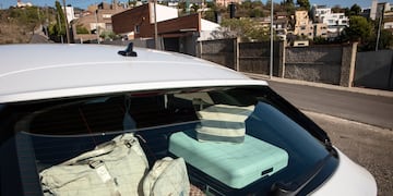 Ni libros ni estampitas: los elementos que deberás guardar en el baúl del auto para atraer abundancia, según el Feng Shui.