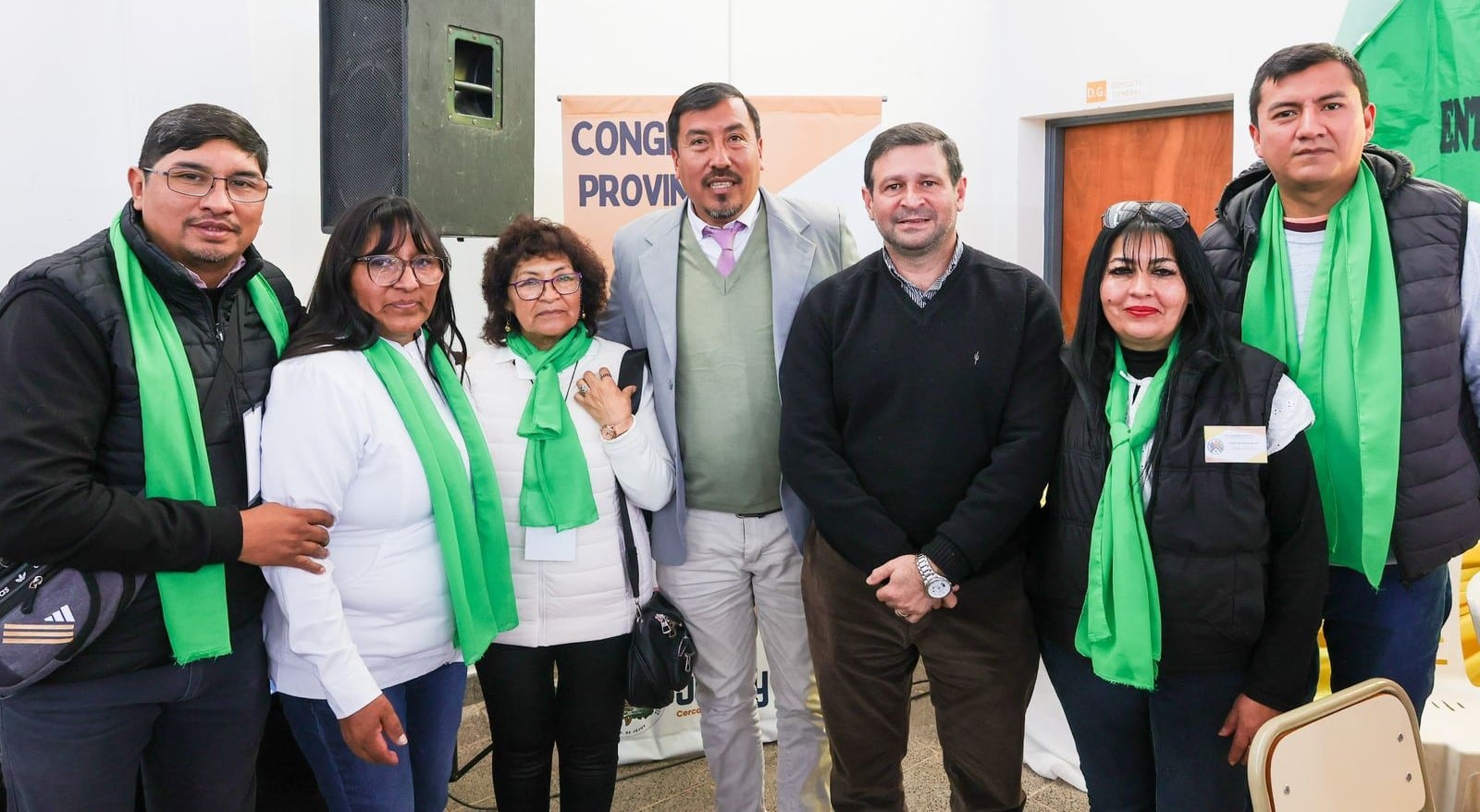 Dirigentes de centros vecinales de toda la provincia, junto a autoridades del Ejecutivo y legisladores, fueron recibidos en Puesto Viejo para asistir al séptimo congreso provincial del sector.