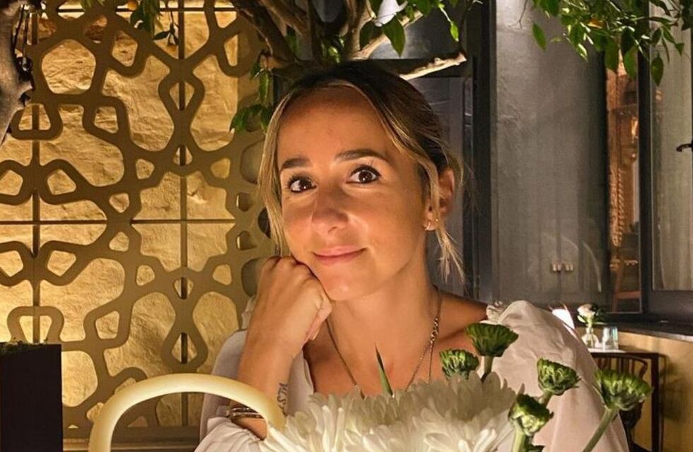 Linda Raff, la esposa de Papu Gómez, causo sensación con su total look en las calles de Qatar