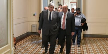 El jefe de Gabinete de la Nación, Juan Manzur, recibió en la Casa Rosada al vicegobernador de Jujuy, Carlos Haquim, y el grupo de diputados y mandatarios comunales jujeños.