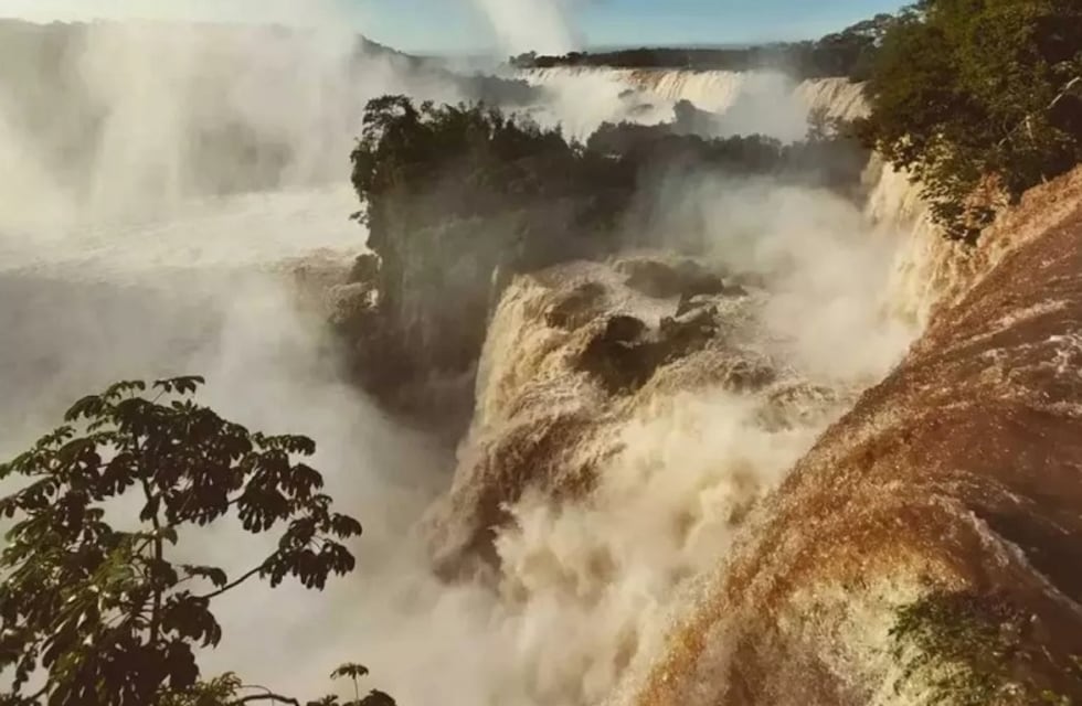 Reabren el circuito de la Garganta del Diablo de las Cataratas del Iguazú