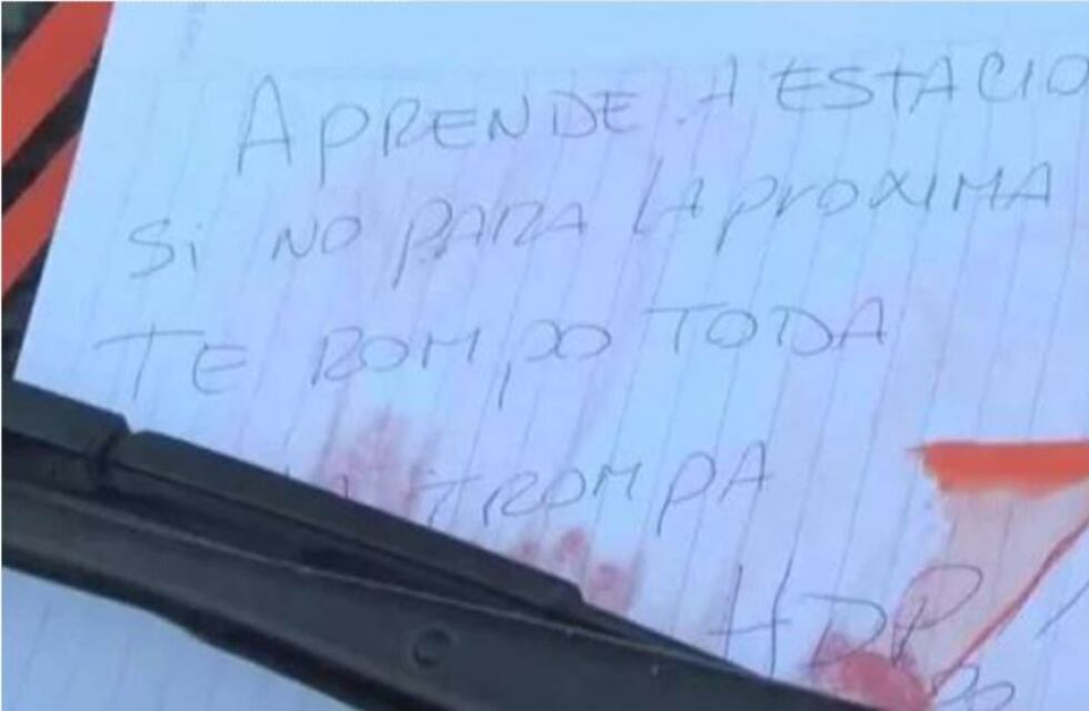 Río Negro: Estacionó mal el auto y le dejaron un aviso: “La próxima te rompo toda la trompa”