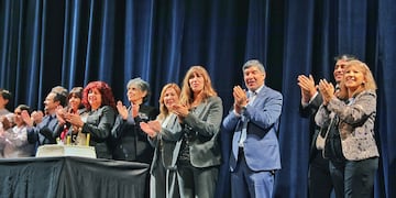 El vicegobernador Miguel Acevedo presidió el acto central