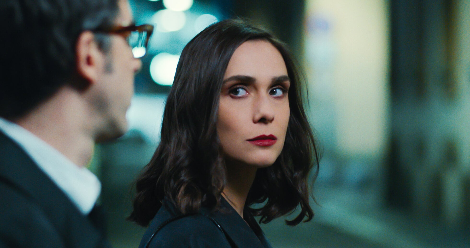 La serie recomendada en este texto es italiana.