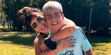 Gianinna Maradona explotó de orgullo ante el nuevo paso profesional de su hijo Benjamín Agüero.