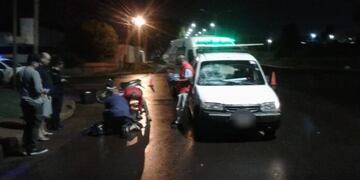 Motociclista herido de consideración tras siniestro vial en Posadas.