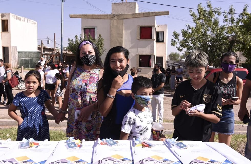 Barrio Liliana Bodoc: 16 familias cierran el 2020 con su casa propia en Godoy Cruz