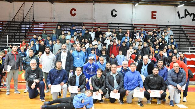 Jóvenes que participaron de la semana Olímpica en Gualeguaychú
