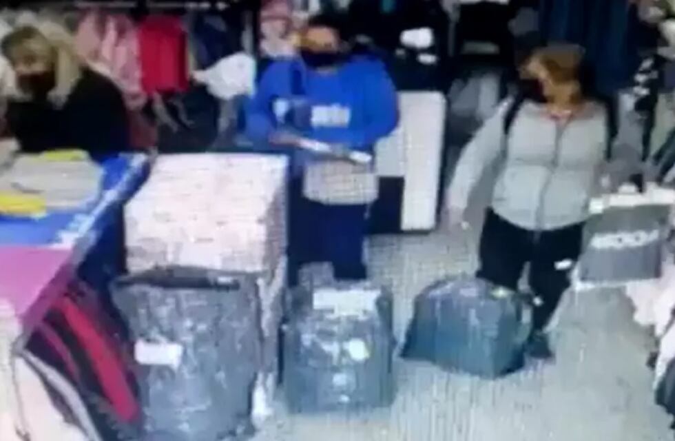 Mecheras en acción: así robaban dos mujeres en un comercio céntrico