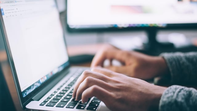 El curso será digital y presencial, a elección, está destinado a docentes y público en general con el fin de complementar y fortalecer las propuestas educativas. Gentileza