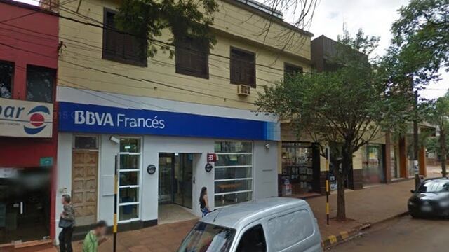 Intentó robar un banco de Oberá con un cuchillo y terminó detenido