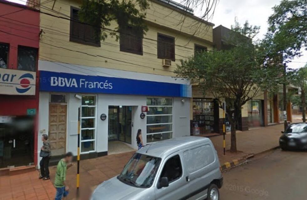 Intentó robar un banco de Oberá con un cuchillo y terminó detenido