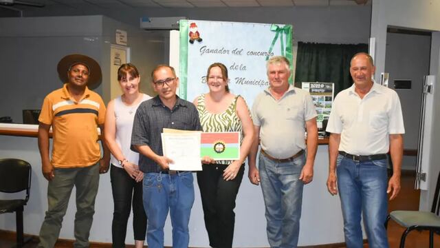 Eligieron la bandera que representará de ahora en adelante a Colonia Aurora.