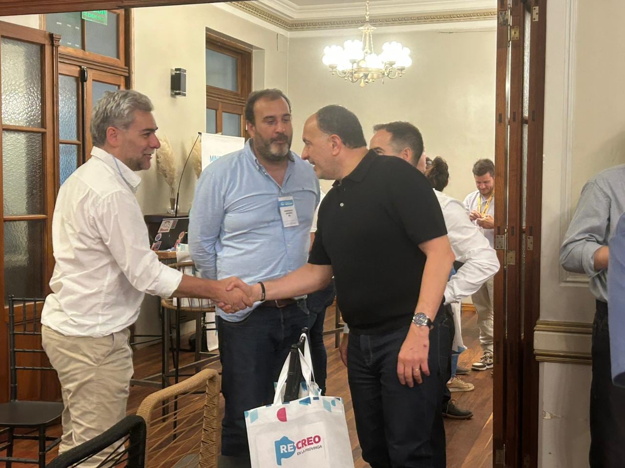 El intendente Garate encabezó la apertura de una nueva Ronda de Negocios para impulsar la producción local y regional