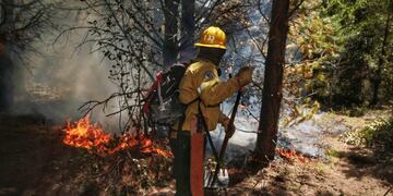 El incendio no logra ser controlado