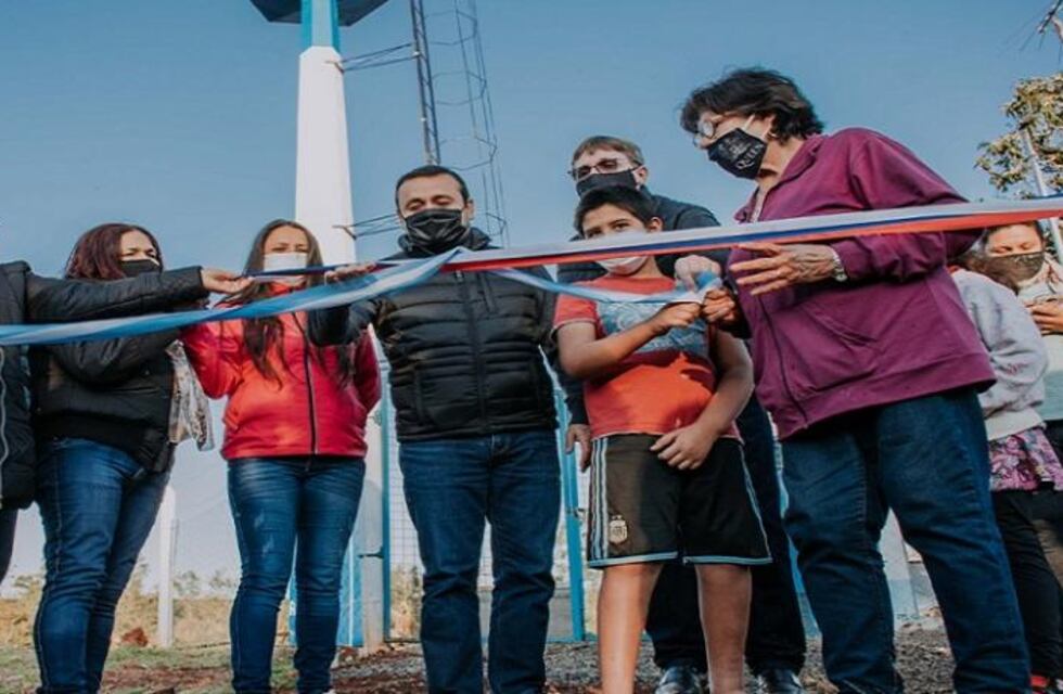 Herrera Ahuad visitó Capioví y supervisó trabajos que se realizaron en el municipio