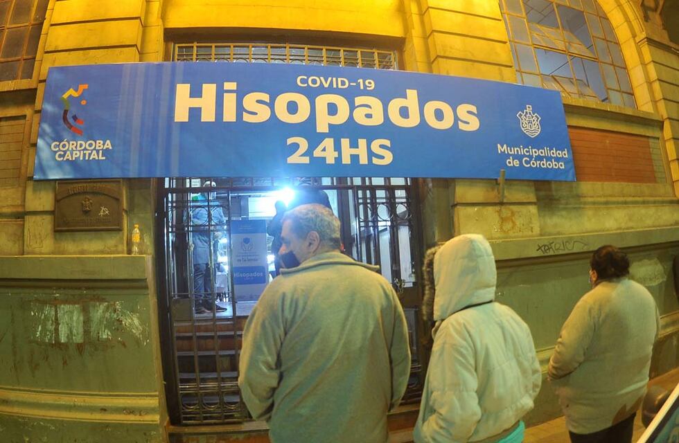 Coronavirus en Córdoba: el centro de testeos 24 horas hace más de 500 hisopados por noche