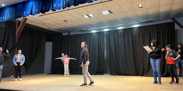 La Bella y la Bestia el musical en Arroyito