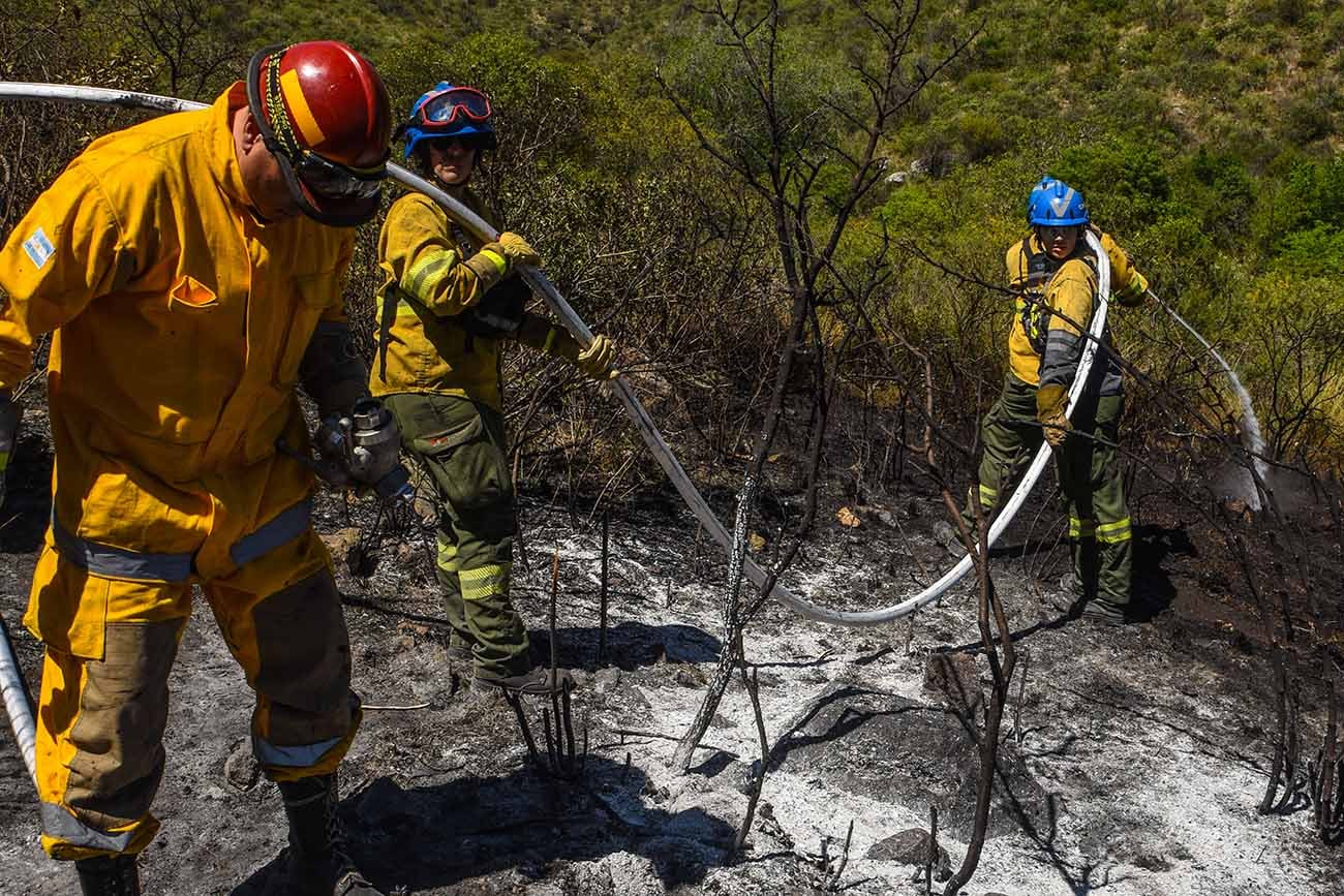 Incendio en Villa Giardino . La Voz