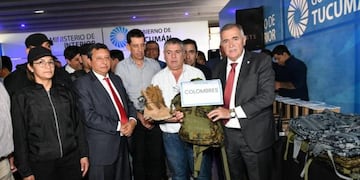 Jaldo entregó equipamiento para reforzar la seguridad de 25 comunas.