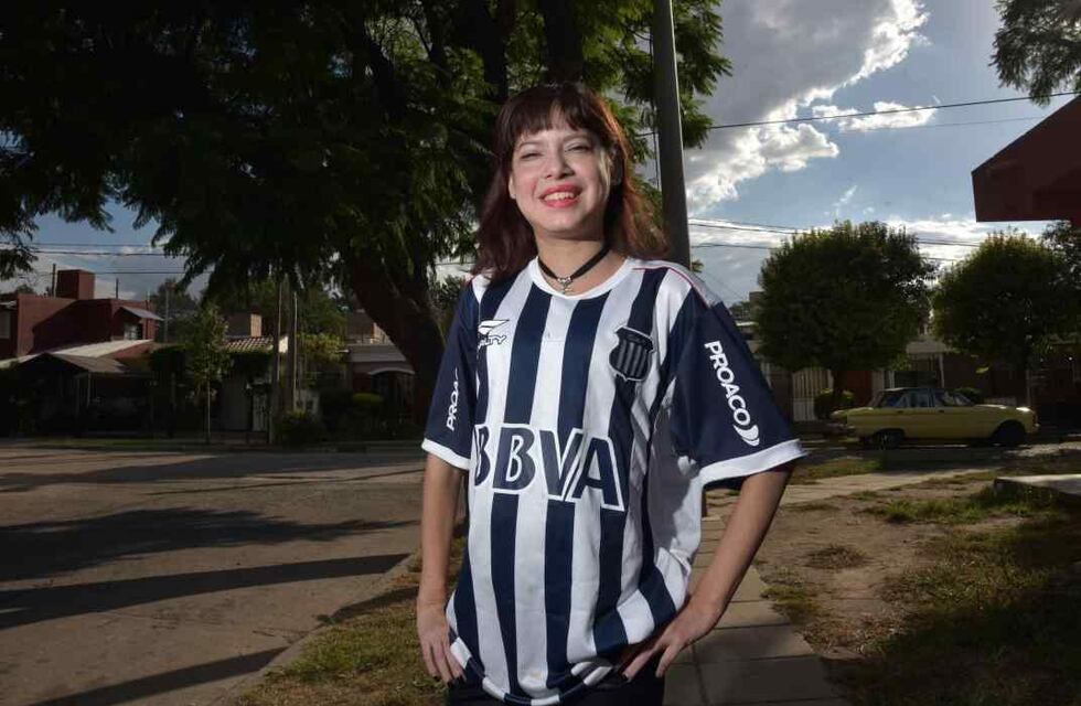 Maribel Oviedo fue a ver a Talleres y le robaron sus pertenencias en la playa brasileña