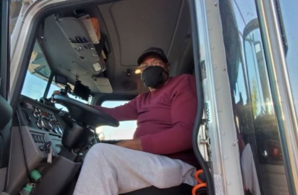 Comenzaron a vacunar a los camioneros de carga internacional en Misiones