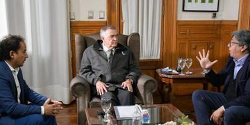 Jaldo se reunió con el jefe regional de Anses Marcelo Santillán y el dirigente Jesús Salim