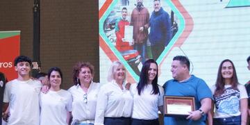 Club San Jorge premió a Agencia Mercantil Entre Ríos con el 1º Premio por su importanjte evolución y desarrollo.
