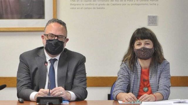 Gaillard y Kulfas, durante la exposición del proyecto.