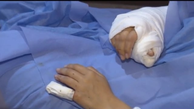 La joven terminó con al menos siete heridas punzocortantes.