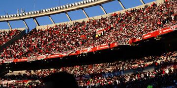 Según River, ingresaron 787 personas de más al Monumental. (Gentileza Clarín)
