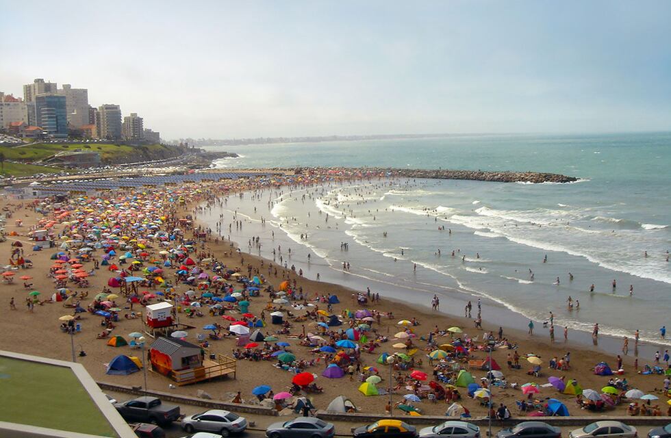 Enero en Mar del Plata: la ciudad recibió a más de 300 mil turistas en la primera semana
