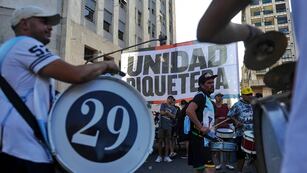 Organizaciones sociales darán detalles de cómo será la movilización de este miércoles a Plaza de Mayo. Foto: Télam