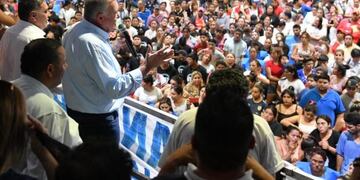 Jaldo encabezó el cierre del encuentro de agrupaciones sociales de la economía popular