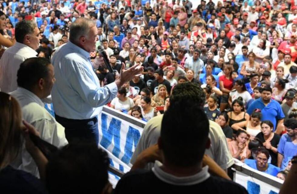 Jaldo encabezó el cierre del encuentro de agrupaciones sociales de la economía popular