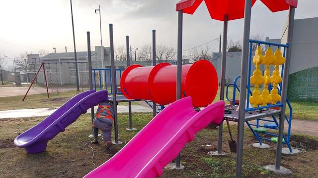 Nuevos juegos en las Plazas de Rafaela