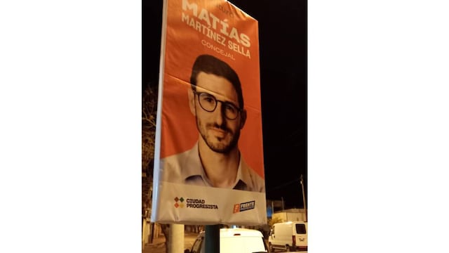 Cartelería de propaganda en Rafaela