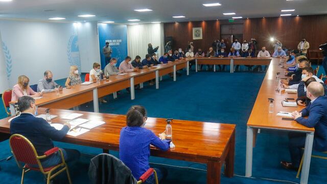 Capitanich tras las PASO: convocó a intendentes del PJ para analizar los resultados