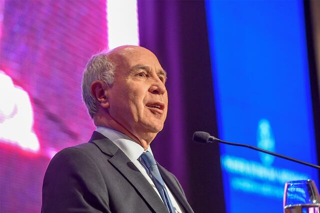 Ricardo Lorenzetti habló sobre la problemática de los incendios en el país. Ya son nueve las provincias que informaron que hay focos activos.