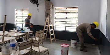 La iniciativa será ejecutada por equipos de la Secretaría de Obras Públicas y la Dirección de Materiales y Construcciones Escolares para optimizar recursos y plazos.