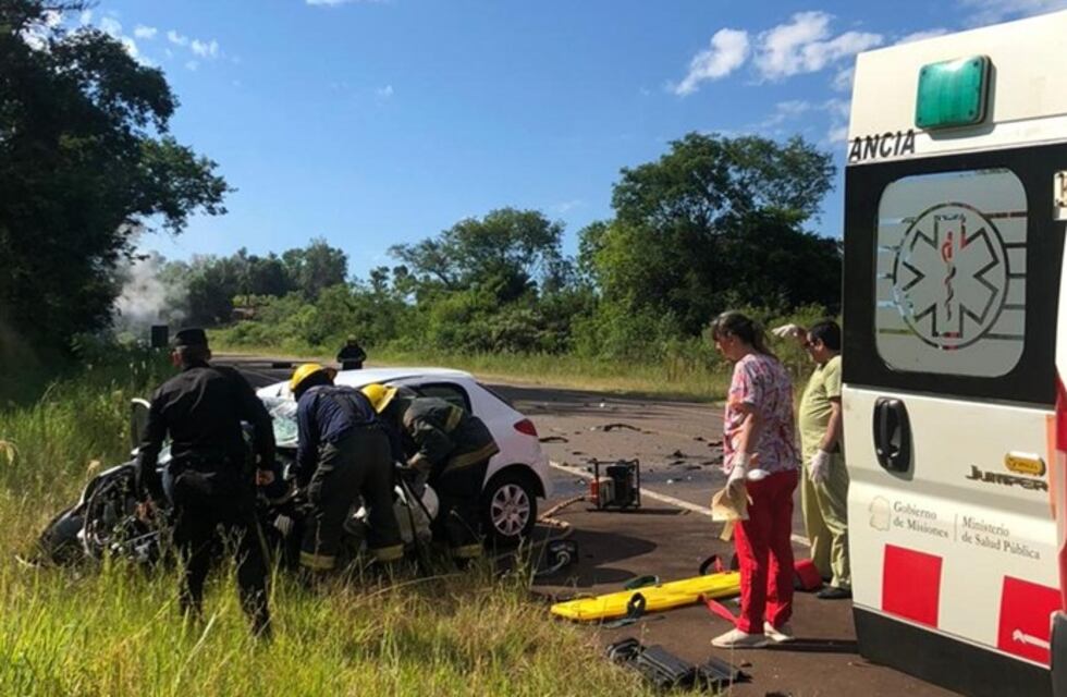 Fatal choque en la Ruta Nacional 14 en Cerro Azul: un muerto y dos heridos tras un siniestro vial
