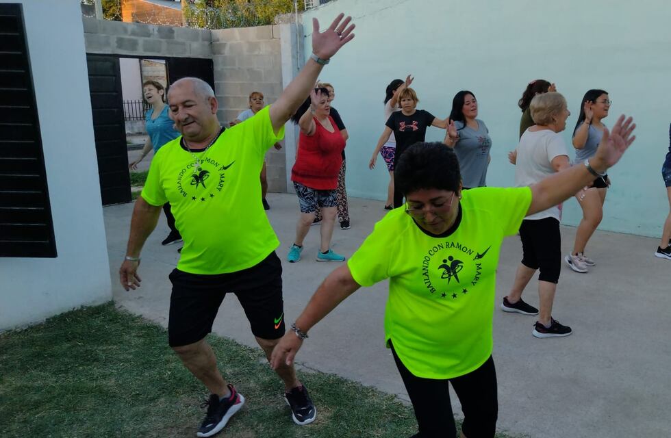 “Bailando con Ramón y Mary”, la pareja de cordobeses que la rompe en Tiktok con sus coreografías de zumba