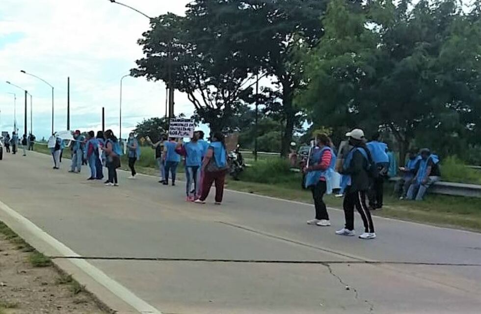 Segundo día de cortes de rutas en municipios del interior