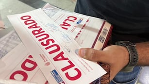Los resultados del megaoperativo y la clausura de una histórica galería de Córdoba. (Policía).