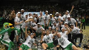 Atenas salió campeón y ascendió la Liga Nacional en el Polideportivo Cerutti. ¿Cuándo jugará en su nuevo estadio? (Facundo Luque / La Voz)