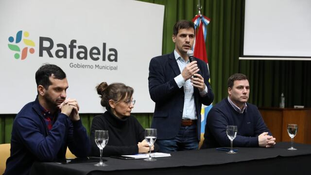 Apertura de sobres para la compra de 133 cámaras de videovigilancia.