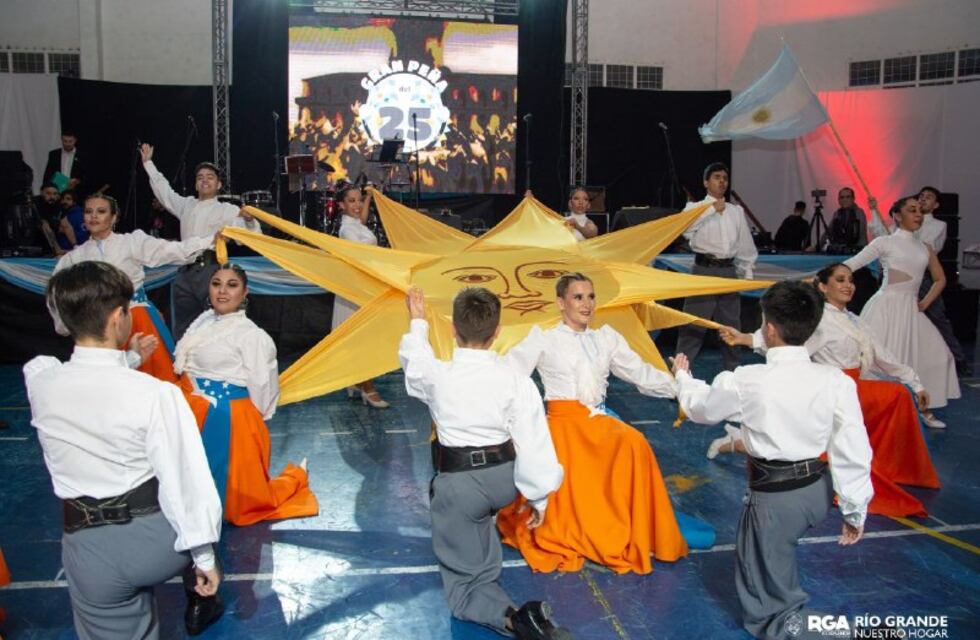 Los Riograndenses disfrutaron la Peña del 25 de Mayo